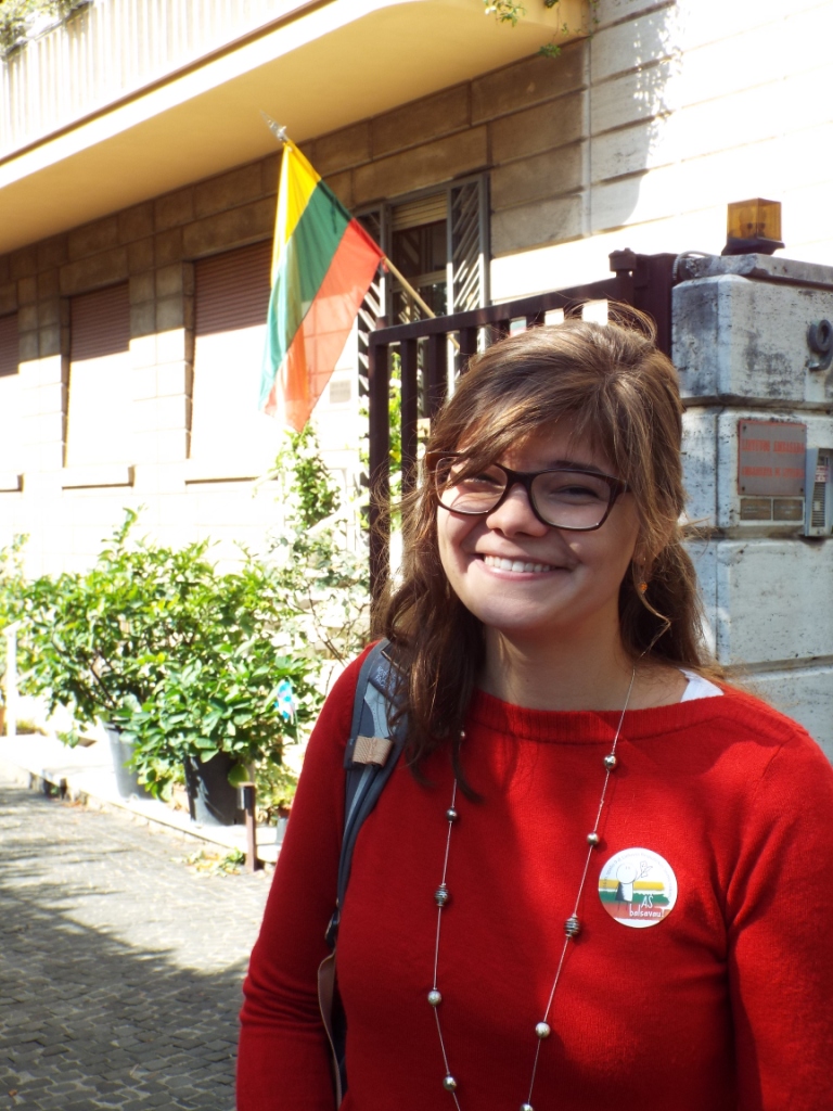 Italijos lietuviai balsuoja Lietuvos Seimo rinkimuose